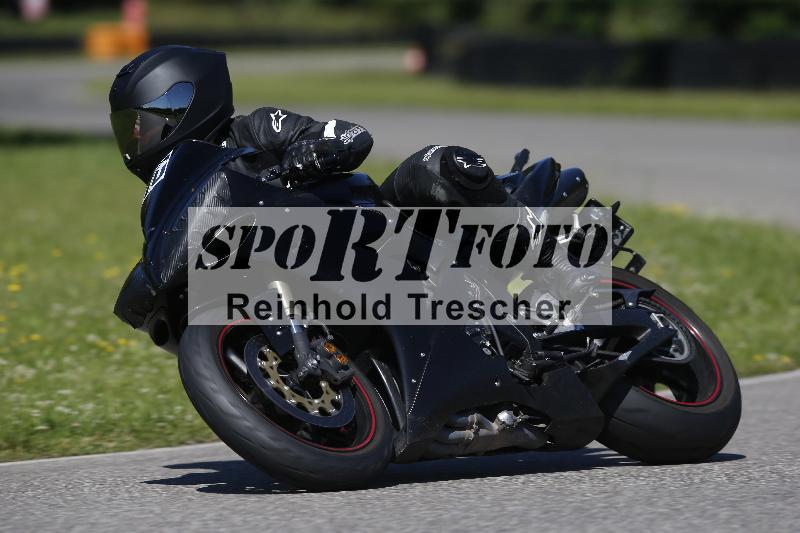 /37 08.07.2024 Plüss Moto Sport ADR/Freies Fahren/10